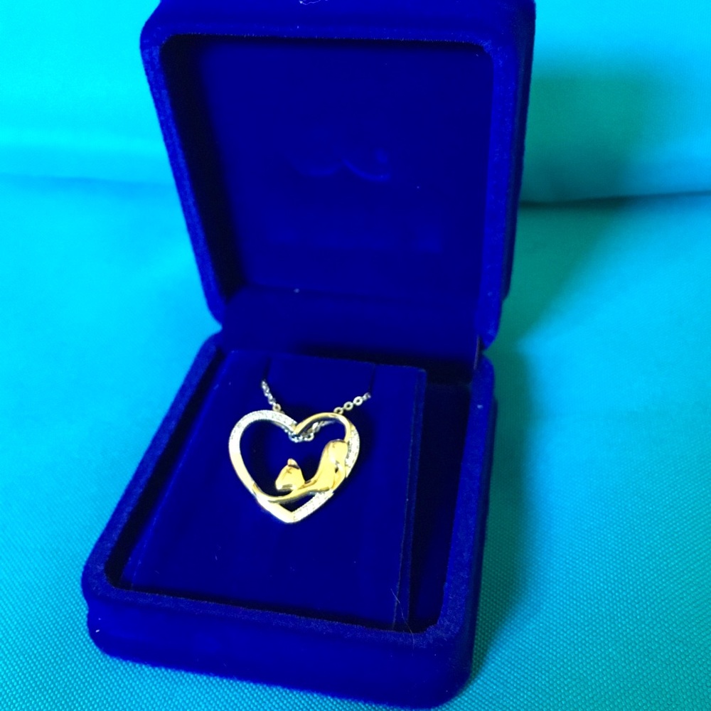 Sterling Silver Cat pendant necklace
